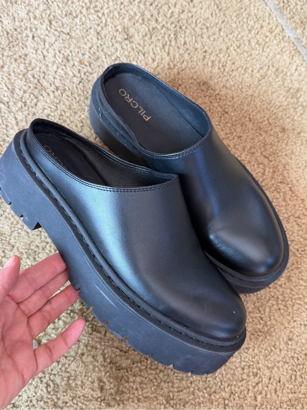 Pilcro Anthropology Black Leather Slip-On Platform Clog Women’s Size 9
